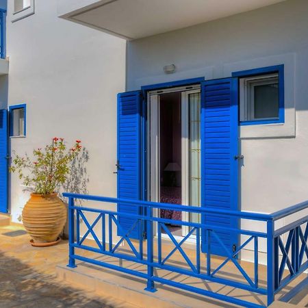 Elegant 1Br By Heraklion Beach Sun &Comfort Await Amoudara  Exterior photo